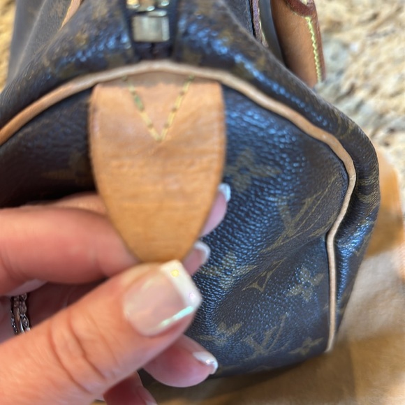 Louis Vuitton Speedy 25 Authentic - Picture 8 of 12